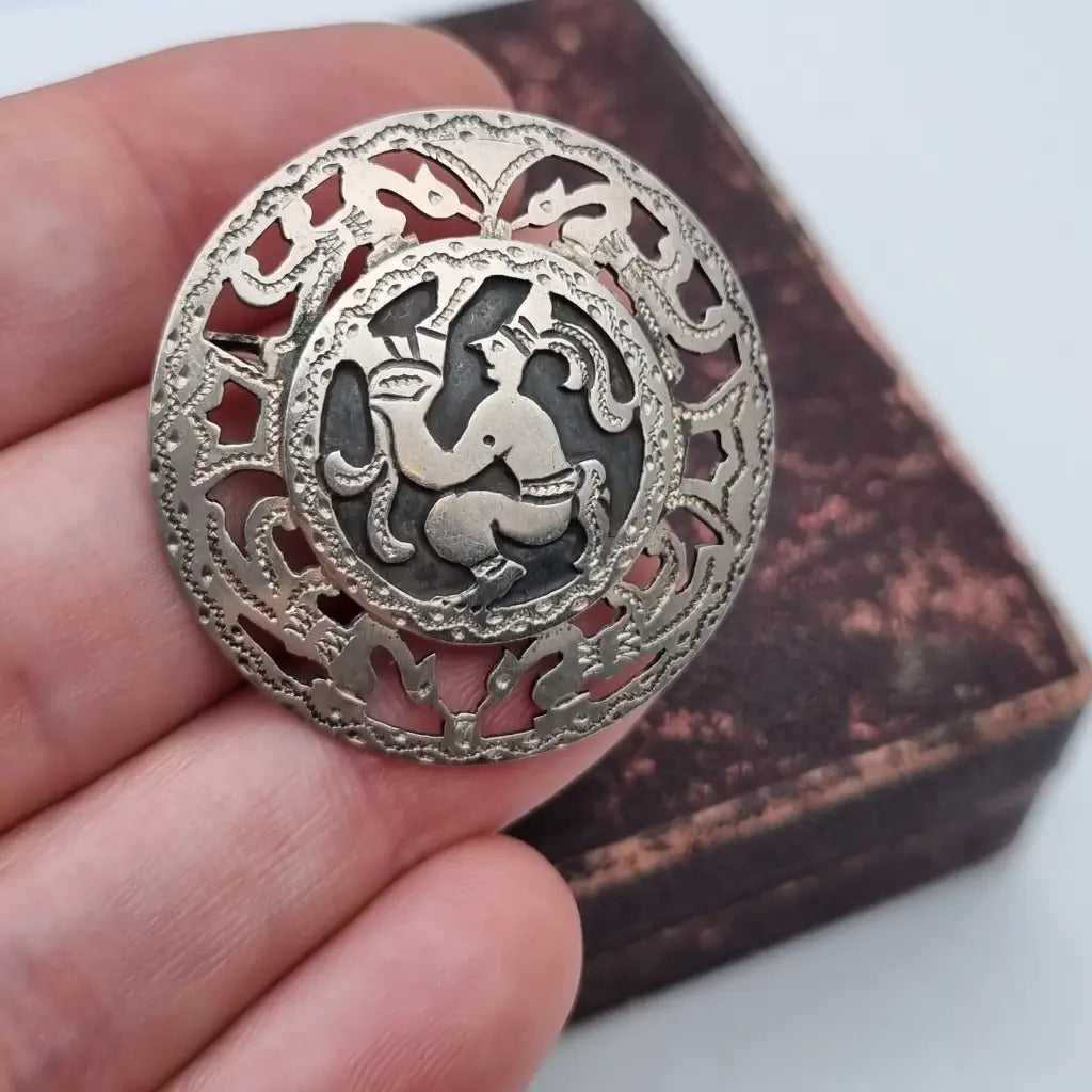 Broche de Guatemala Quetzal Guerreros Plata Colgante