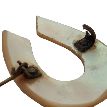 Broche de herradura nácar vintage pin la suerte joyas antiguas y vintage.