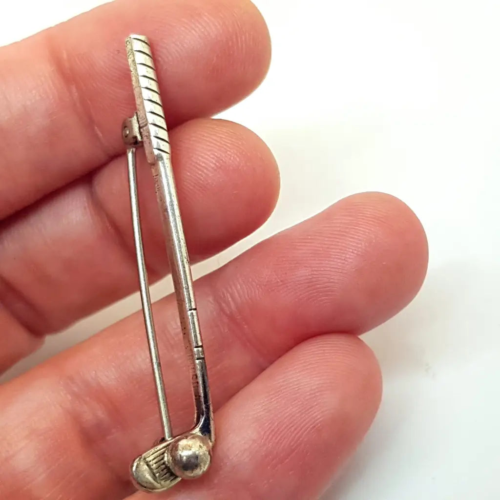 Broche palo de golf plata circa 1980 joyería antigua y vintage.