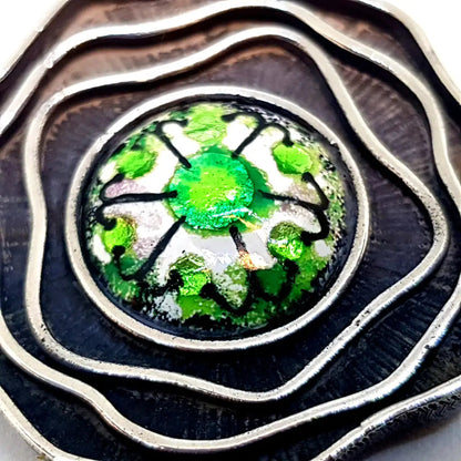 Broche de plata y esmalte verde. Circa 1970. Joyas antiguas vintage.
