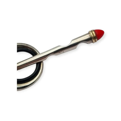 Broche de plata Puig Doria Barcelona alfiler capa con detalles en negro