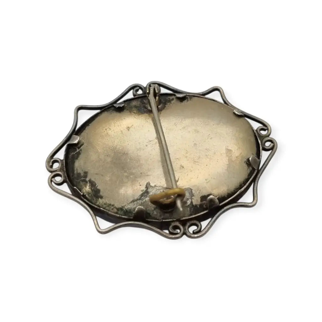 Broche Victoriano antiguo con retrato fotográfico ovalado en marco metálico