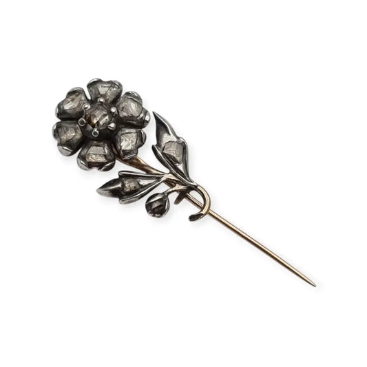 Broche victoriano de flor con diamantes en oro y plata 14 quilates circa