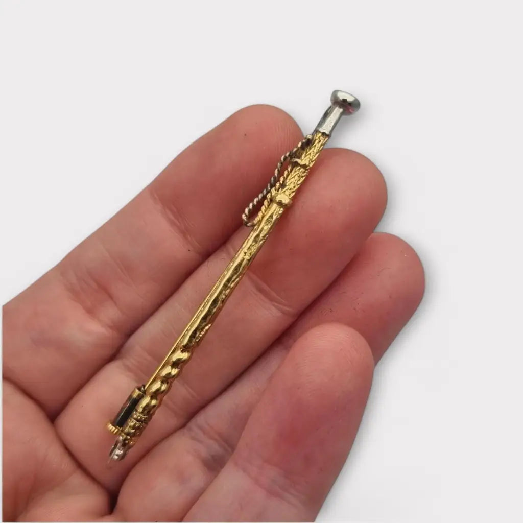 Broche vintage de fusta en plata dorada joyería ecuestre para mujer