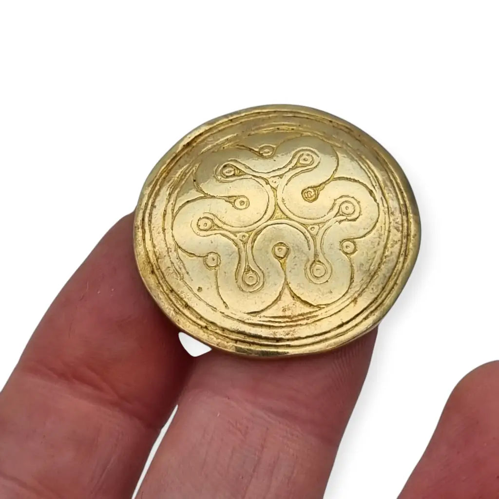 Broche Zolotas vintage plata 950 bañada en oro diseño griego clásico.