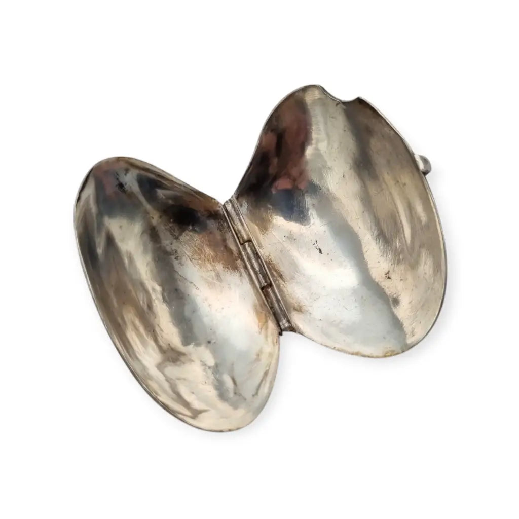 Caja antigua en forma de almeja plata 800 pieza colección siglo XX.