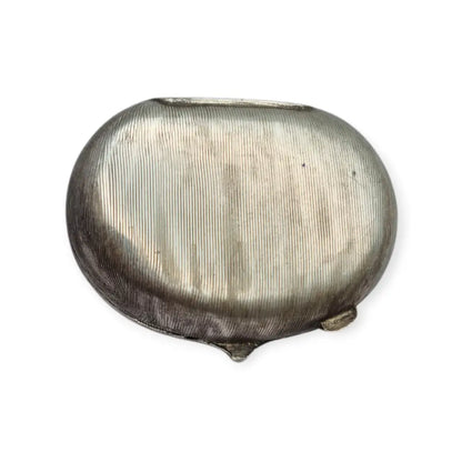 Caja antigua italiana de plata 800 en forma castaña con diseño naturalista