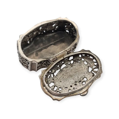 Caja antigua de plata 800 calada con flores y marcasitas Circa 1970.