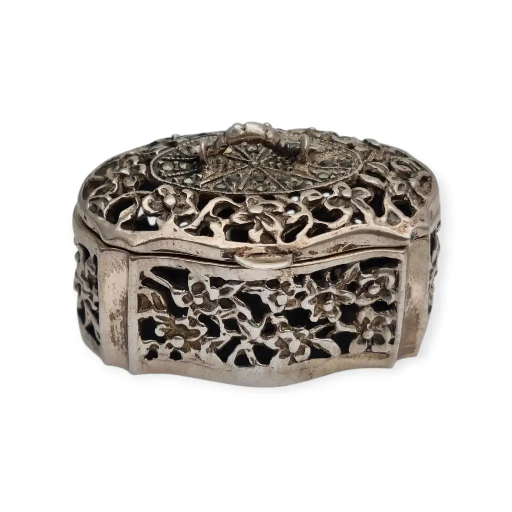 Caja antigua de plata 800 calada con flores y marcasitas Circa 1970.