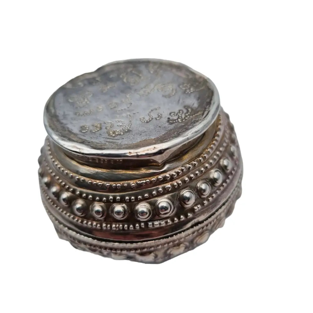 Caja de plata ley joyas orientales repujadas caja vintage con flores grabadas