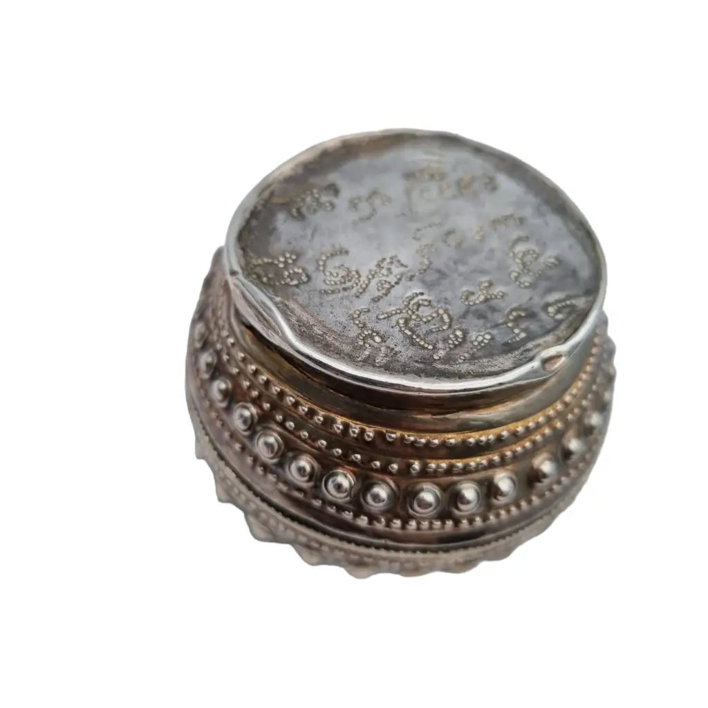 Caja de plata ley joyas orientales repujadas caja vintage con flores grabadas