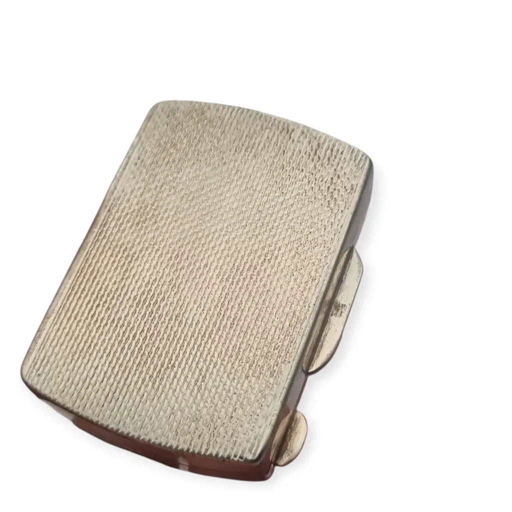 Caja italiana de plata 800 con decoración guilloché estilo clásico años 80-90.