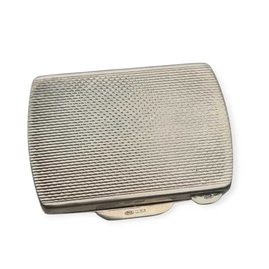 Caja italiana de plata 800 con decoración guilloché estilo clásico años 80-90.
