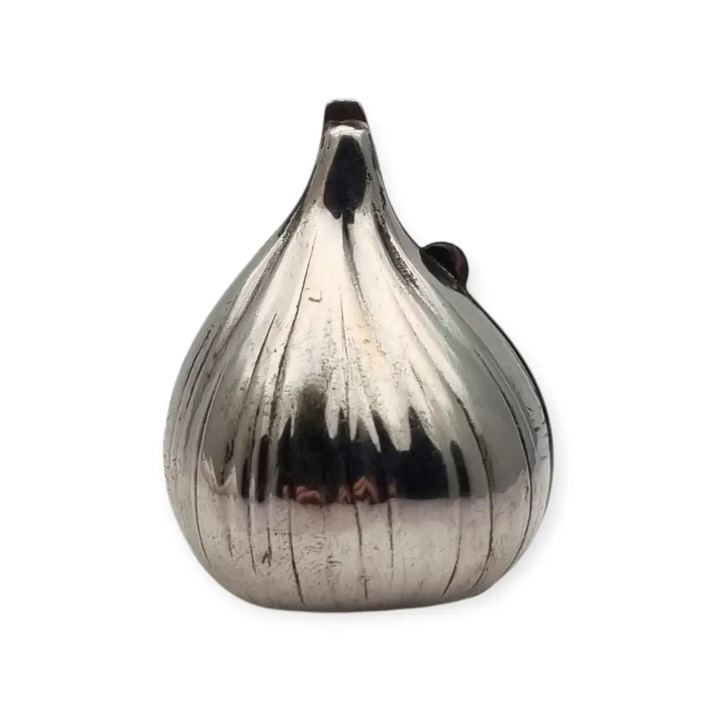 Caja italiana en plata 800 con forma de cabeza/bulbo ajo estilo naturalista