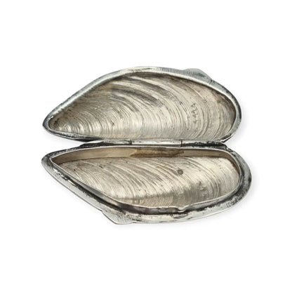 Caja de plata 800 vintage con forma mejillón cofre concha marina años