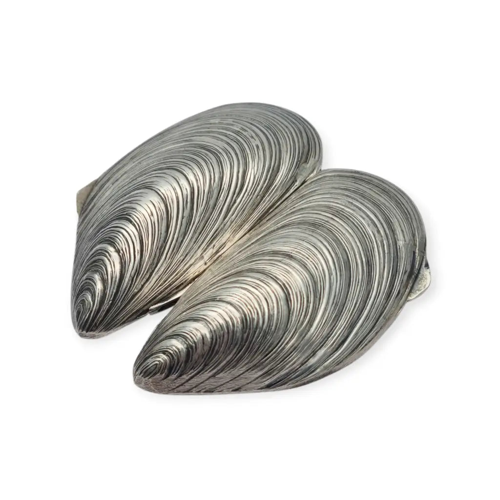 Caja de plata 800 vintage con forma mejillón cofre concha marina años