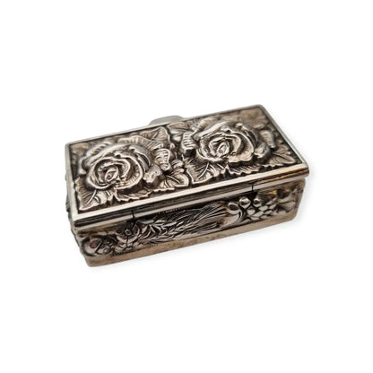 Caja de plata Inglesa la marca Ari D. Norman con rosas repujadas Londres