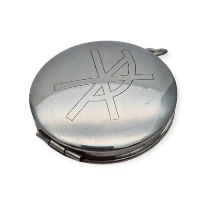 Caja porta viático antigua en plata 925 hostiario vintage con símbolo cristiano