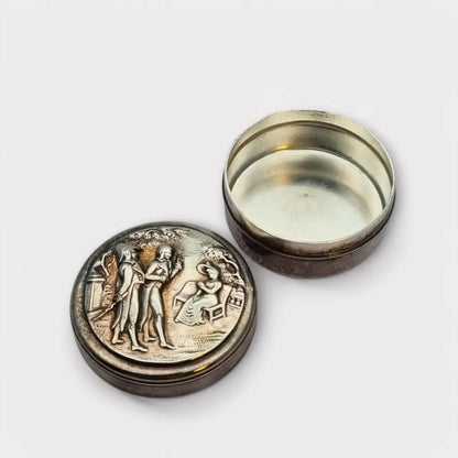 Caja romántica vintage de relieve neoclásico ideal para coleccionistas