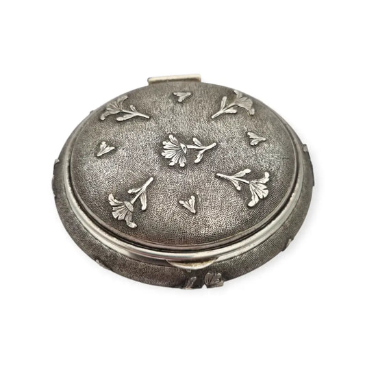 Caja vintage ovalada floral en relieve de plata italiana 800 firmada Mambretti