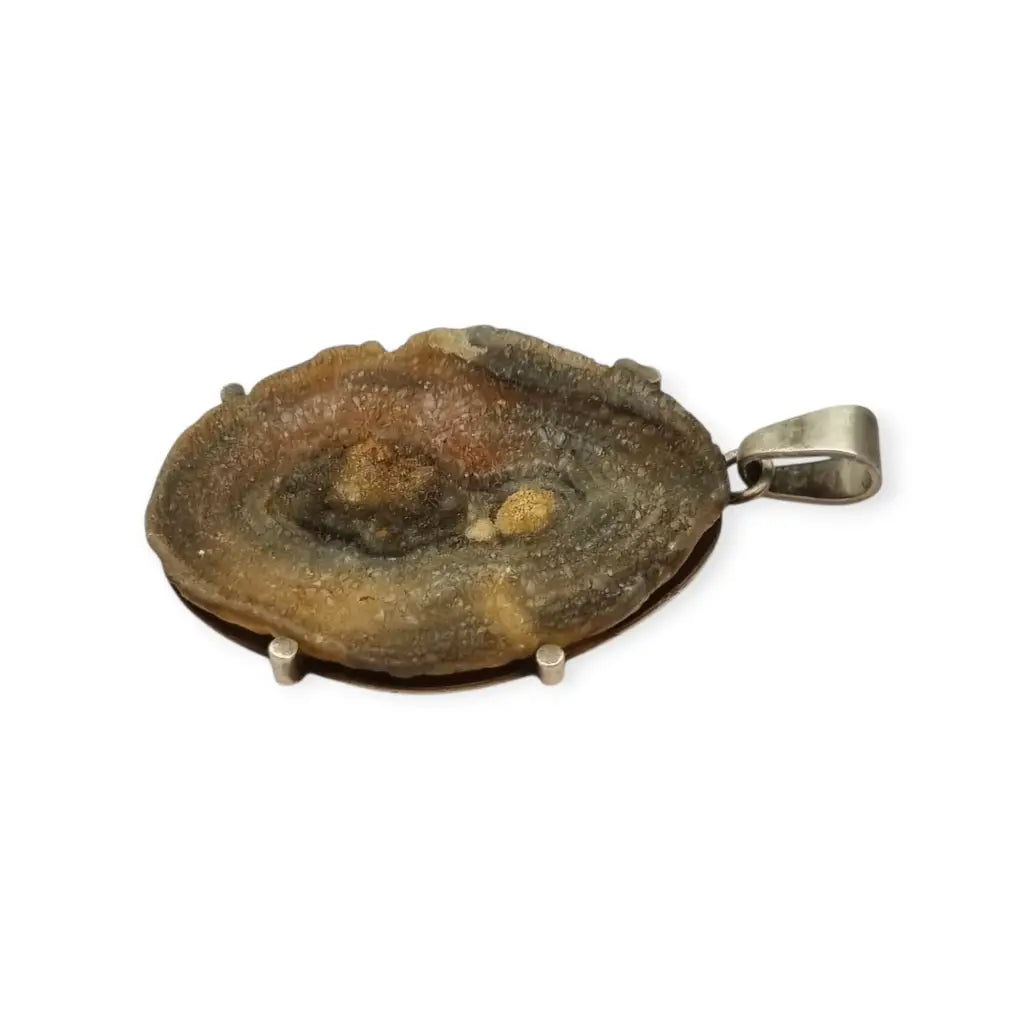 Colgante boho vintage en plata con drusa natural ovalada,| Circa 1970.