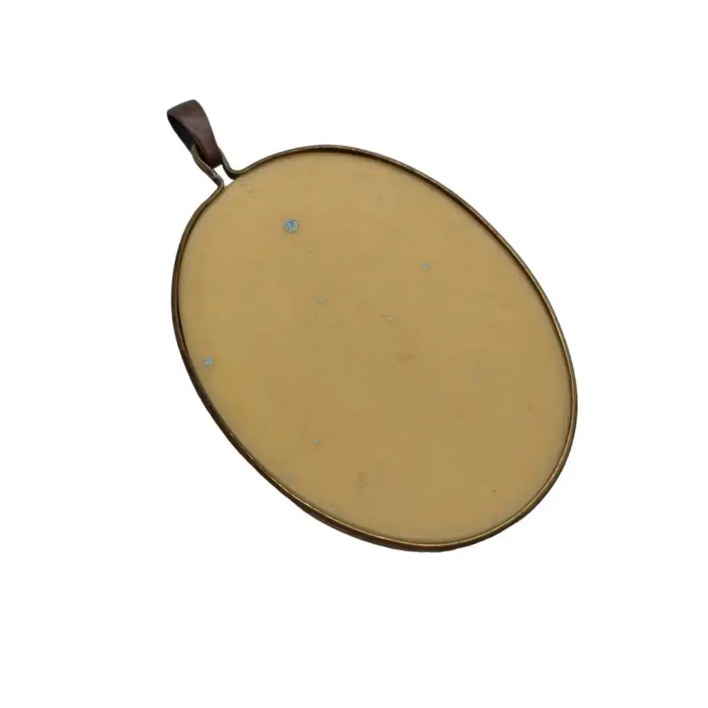 Colgante de celuloide art decó escena mujer años 20. LaBizarreSusu