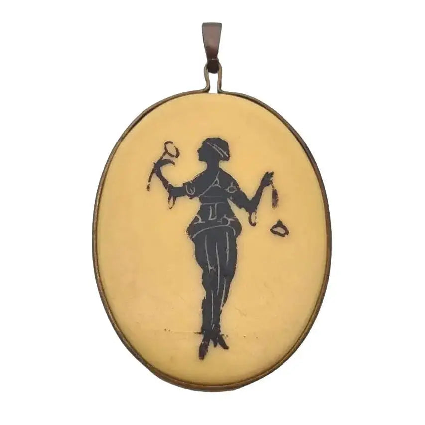Colgante de celuloide art decó escena mujer años 20. LaBizarreSusu