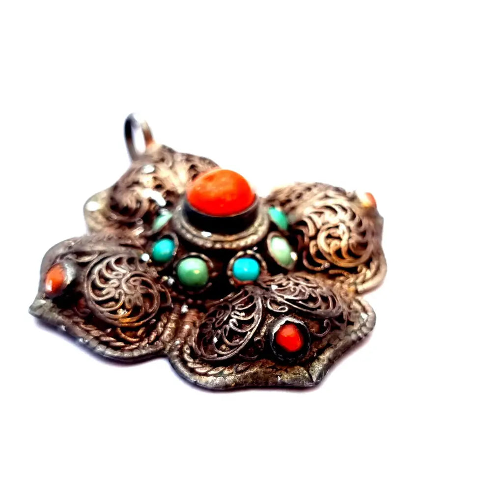 Colgante de coral. Filigrana plata colgante coral turquesa. Circa 1970.