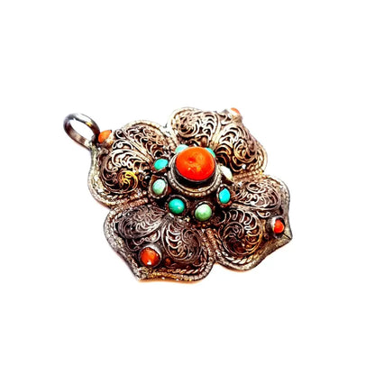 Colgante de coral. Filigrana plata colgante coral turquesa. Circa 1970.