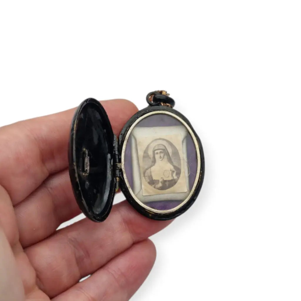 Colgante relicario Victoriano con Virgen medallón religioso antiguo en esmalte