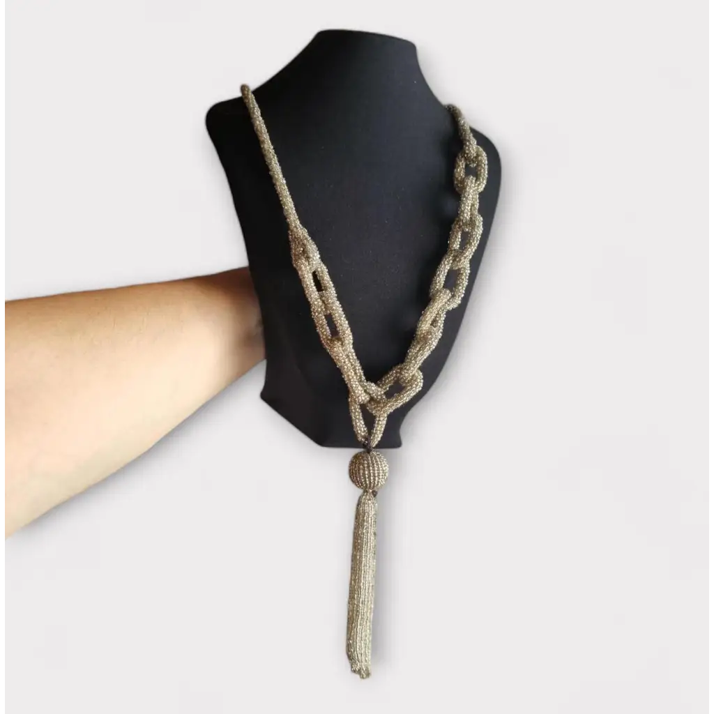 Collar de eslabones cuentas vintage con borla década 1920 mujer estilo