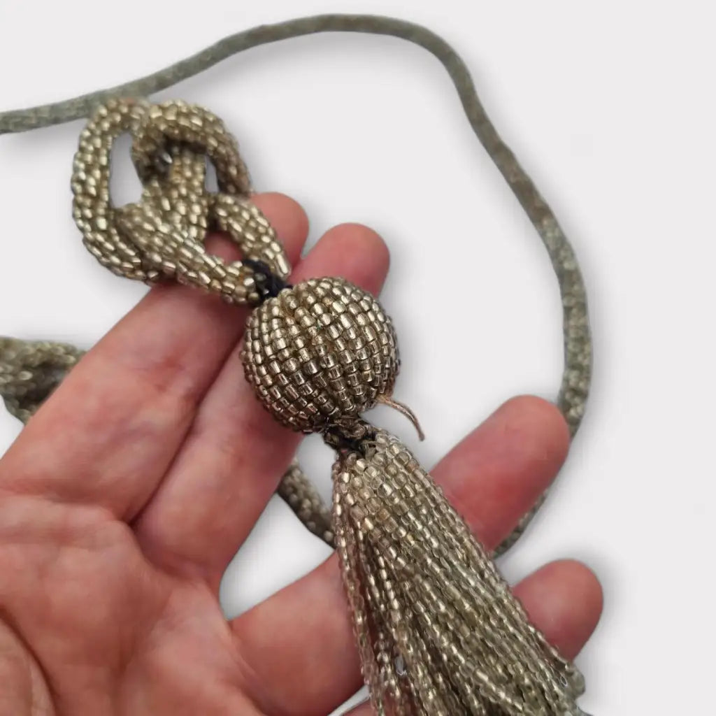 Collar de eslabones cuentas vintage con borla década 1920 mujer estilo