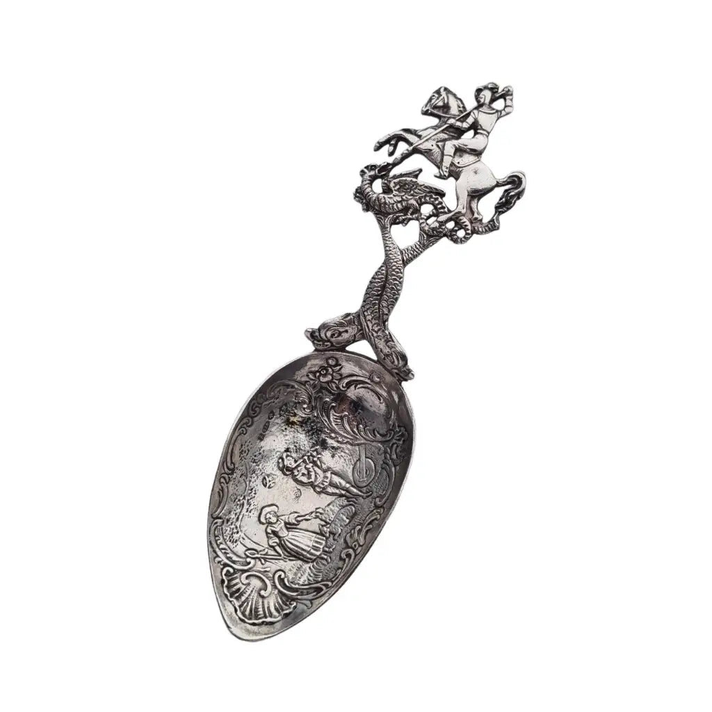 Cuchara de Plata Antigua plata muy decorada San Jorge y el Dragón Escena