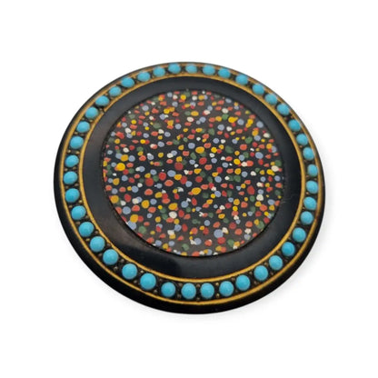 Colorido broche circular art déco con cuentas color azul turquesa década