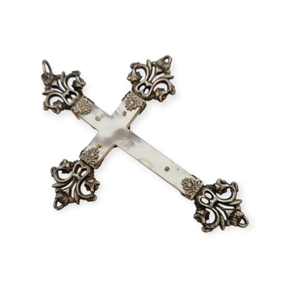 Cruz antigua de nácar y plata con Cristo estilo religioso Art Nouveau circa