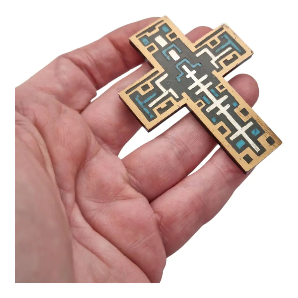 Cruz firmada Cecilia Toño hecho en mexico de plata 925 y metales mixtos