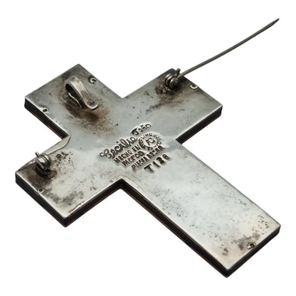 Cruz firmada Cecilia Toño hecho en mexico de plata 925 y metales mixtos