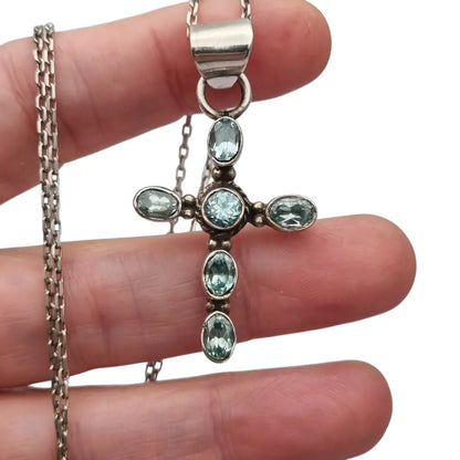 Cruz vintage de plata con topacios azules ovalados y cadena regalos religiosos