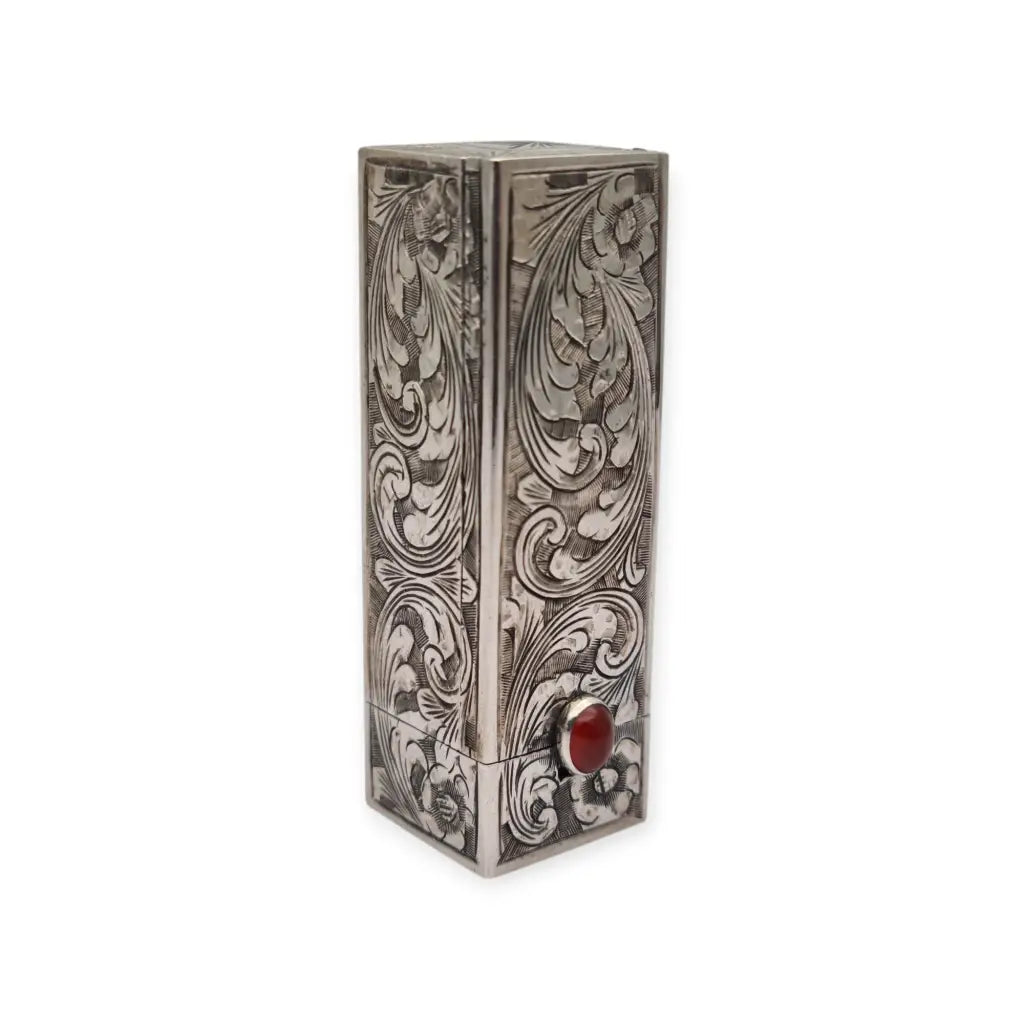 Estuche pintalabios antiguo de plata grabada con espejo y piedra cornalina