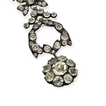 Excepcional broche victoriano de plata y cristal blanco elegante estilo