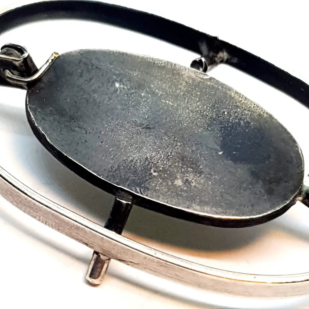 Broche de plata y esmalte. esmalte verde. Circa 1970. Joyas antiguas