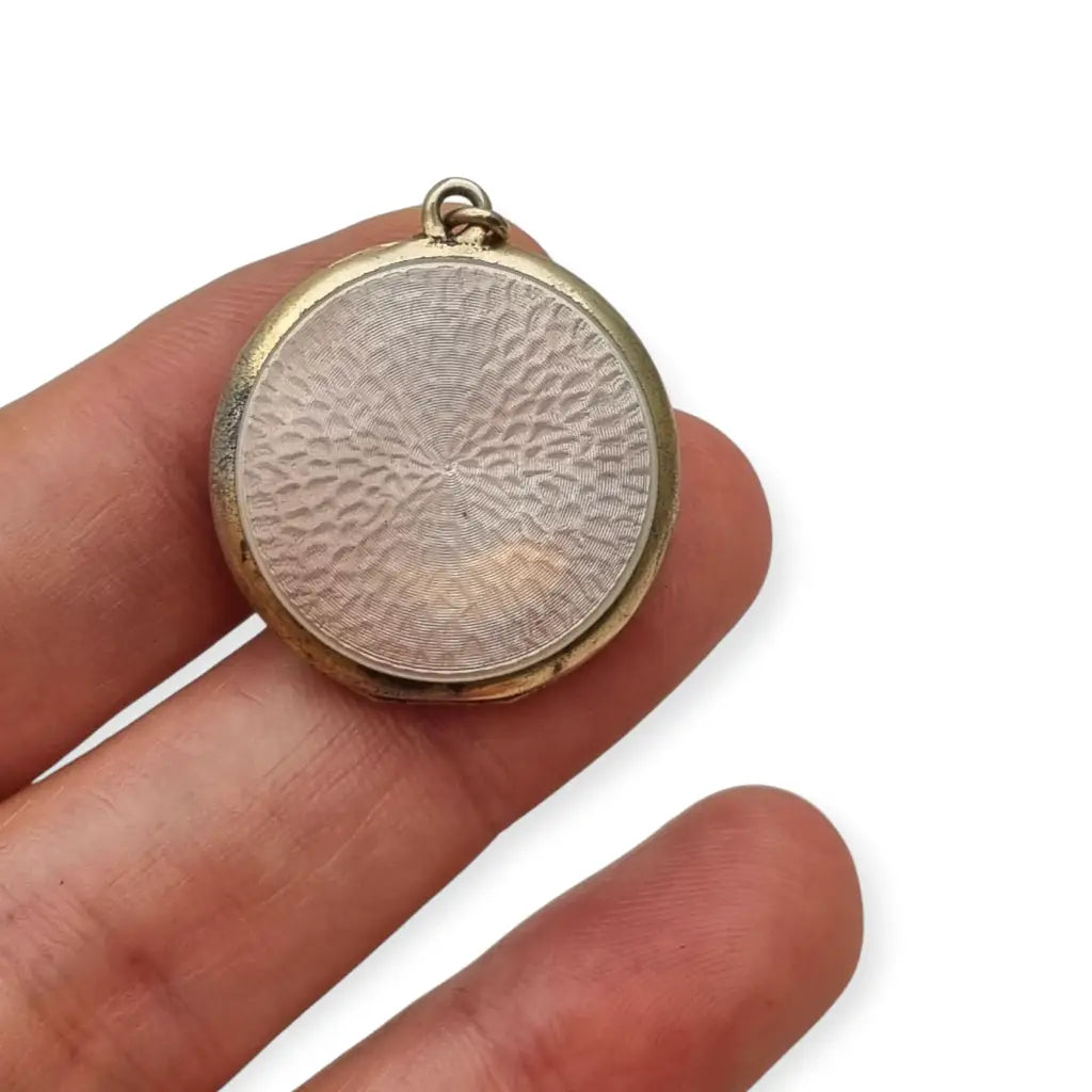 Guardapelo F.B.E Genève Art Nouveau en plata 935 esmaltada de elefante