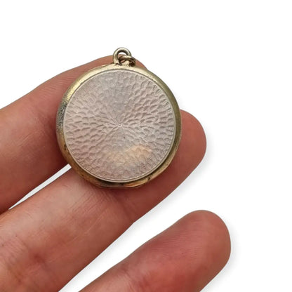 Guardapelo F.B.E Genève Art Nouveau en plata 935 esmaltada de elefante