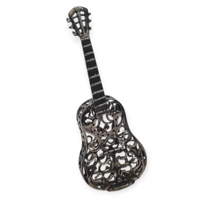 Guitarra española en miniatura vintage plata labrada pieza de colección