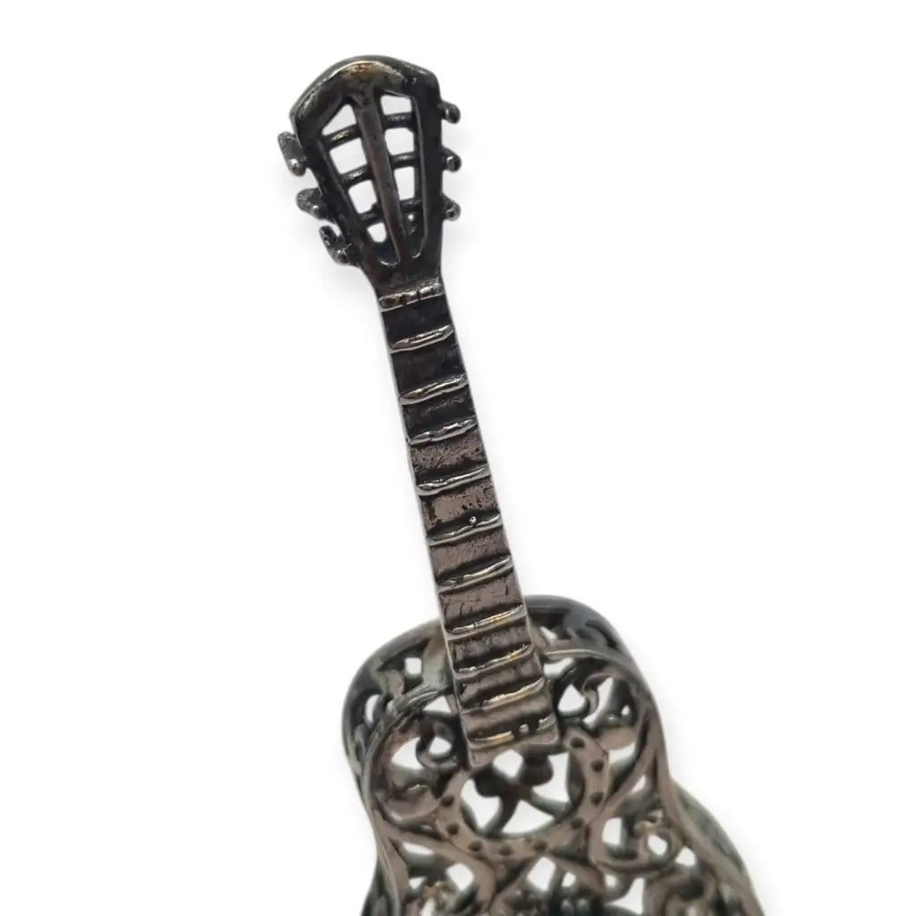 Guitarra española en miniatura vintage plata labrada pieza de colección