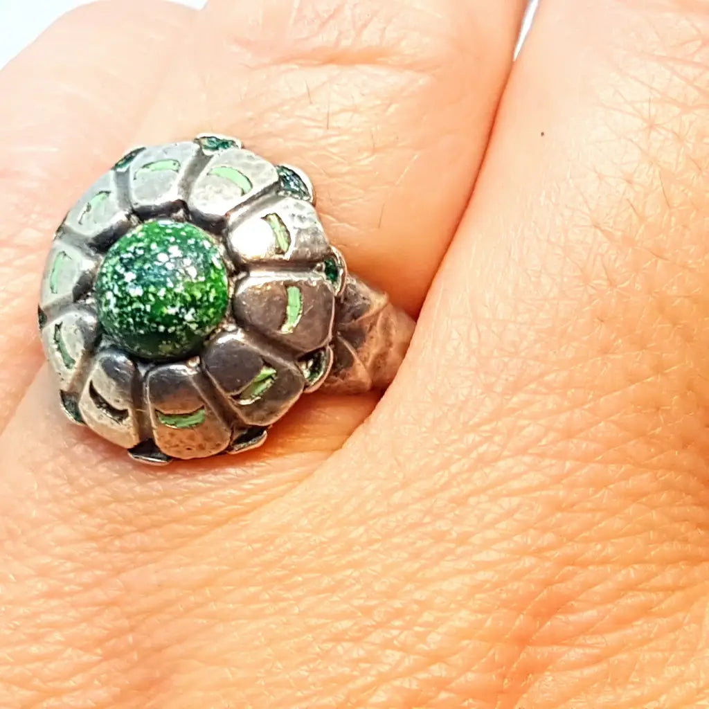 Anillo de plata art deco con esmalte verde joyas flores hechas a mano regalos