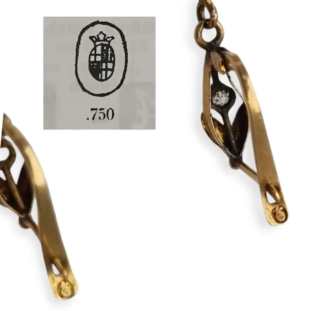 Pendientes Belle Époque en oro de 18k y zafiros diseño calado circa 1910.