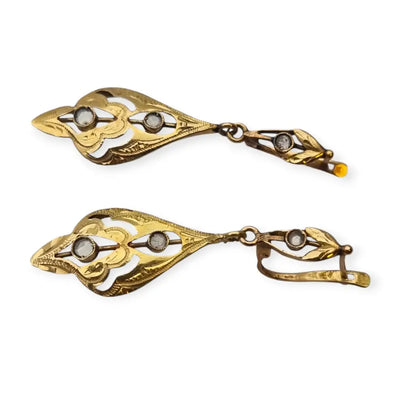 Pendientes Belle Époque en oro de 18k y zafiros diseño calado circa 1910.