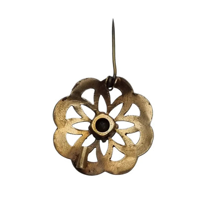 Broche redondo vintage dorado con piedra verde para mujer botón dorado.