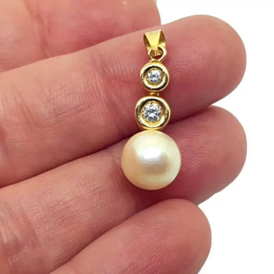 Colgante de oro con diamantes y perlas amarillo 18k joyas brillantes